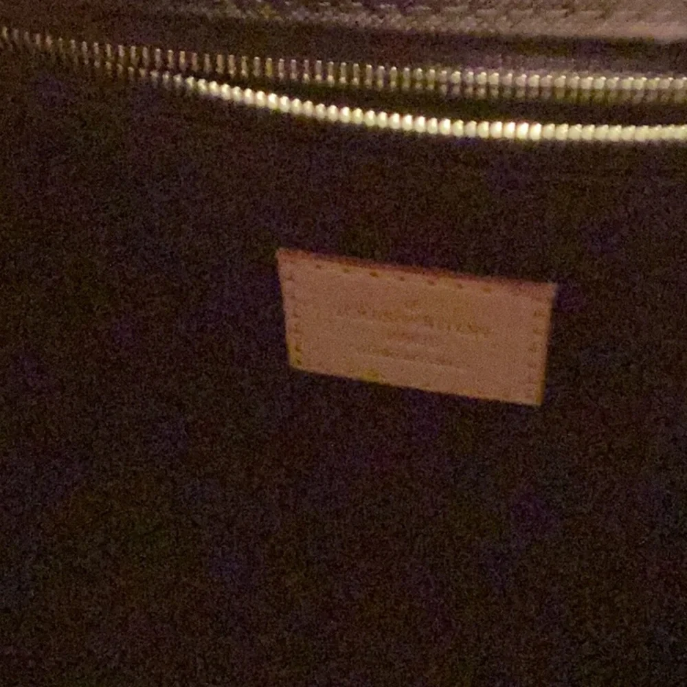 Louis Vuitton Monogram canvas Menilmontant MM - Picture 10 of 13
